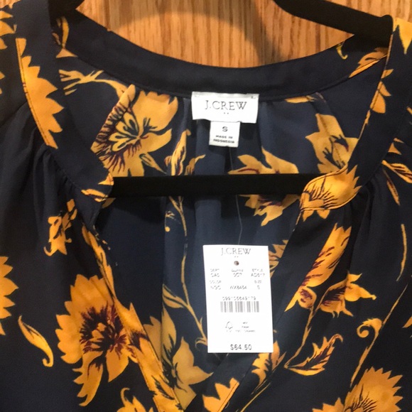 NWT J. Crew Navy Floral Top - Picture 2 of 3
